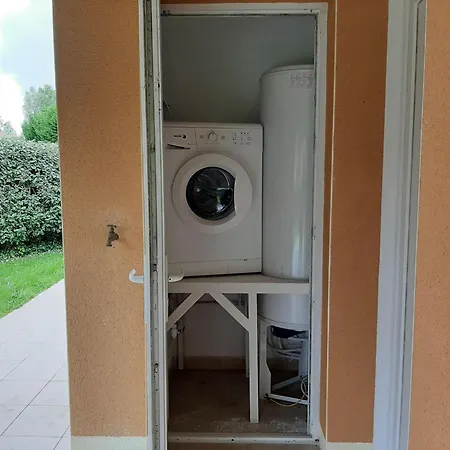 In With Golf And Pool *